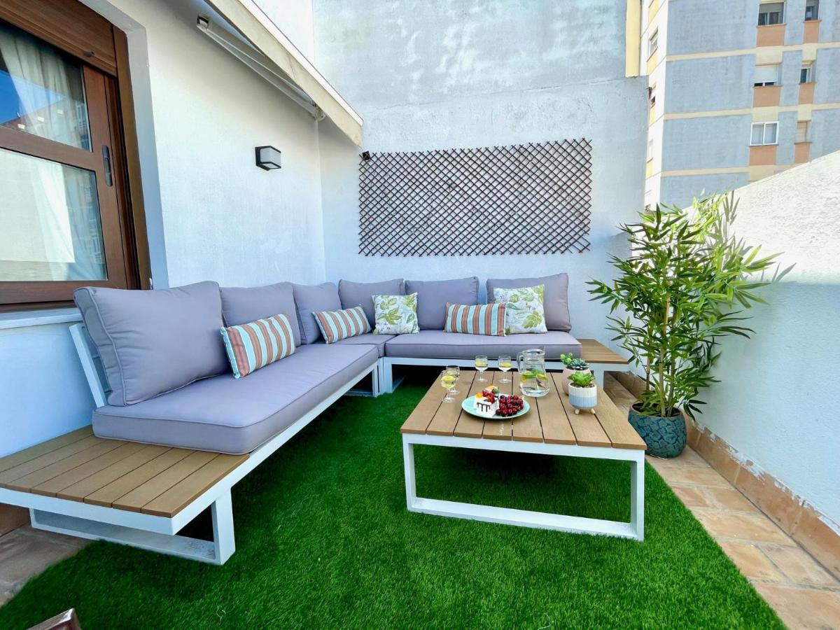 Gatu Premium Atico Caleta , Preferente Mayores De 25 Anos Y Familias Apartment